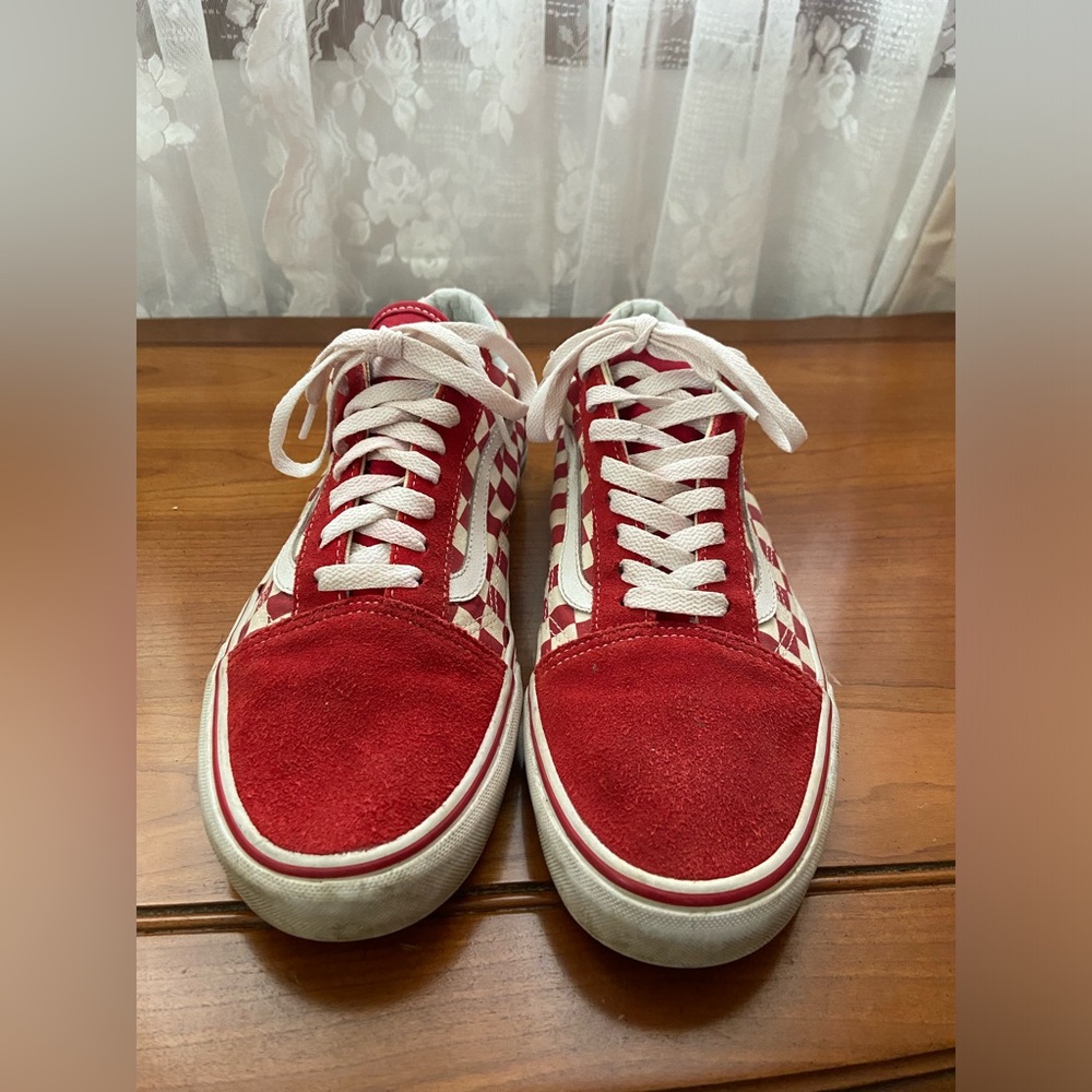 Vans Old Skool Red and White Checks  Men's  9.5  Women's 11.00